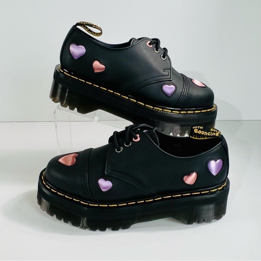 Dr. Martens 1461 Quad Hearts Oxford Loafer Platform Size 7 Women's